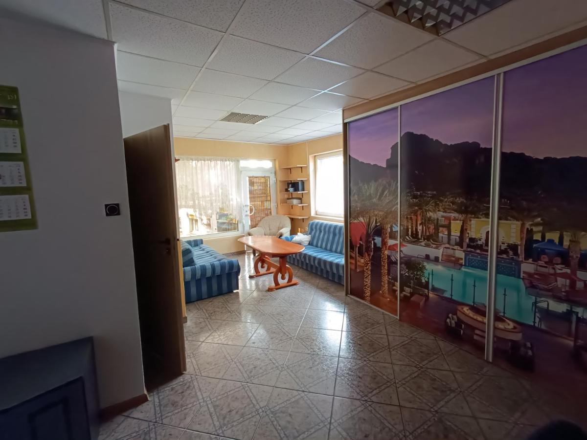 Hostel Welinek Gratis Parking Stęszew Extérieur photo