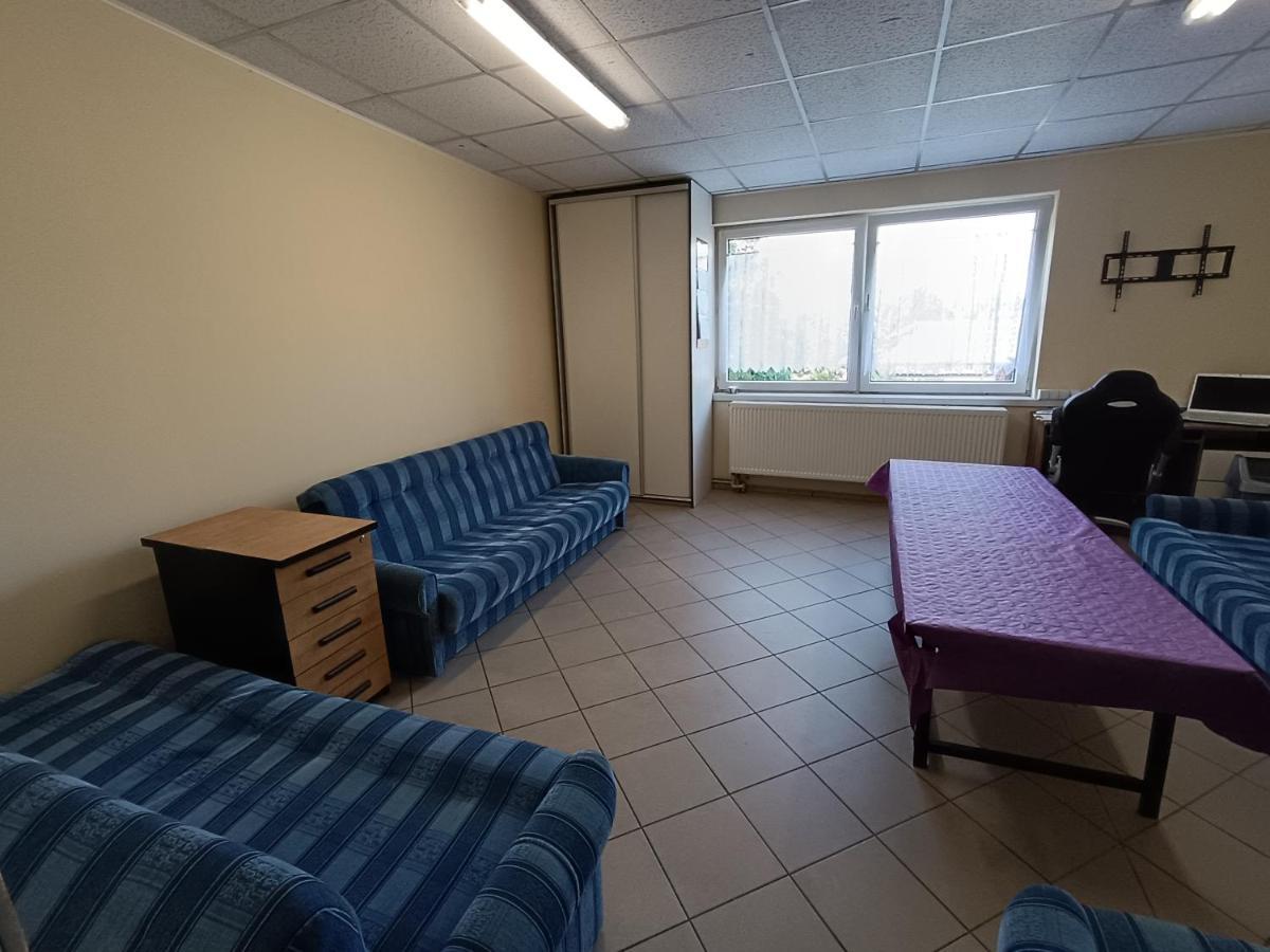 Hostel Welinek Gratis Parking Stęszew Extérieur photo
